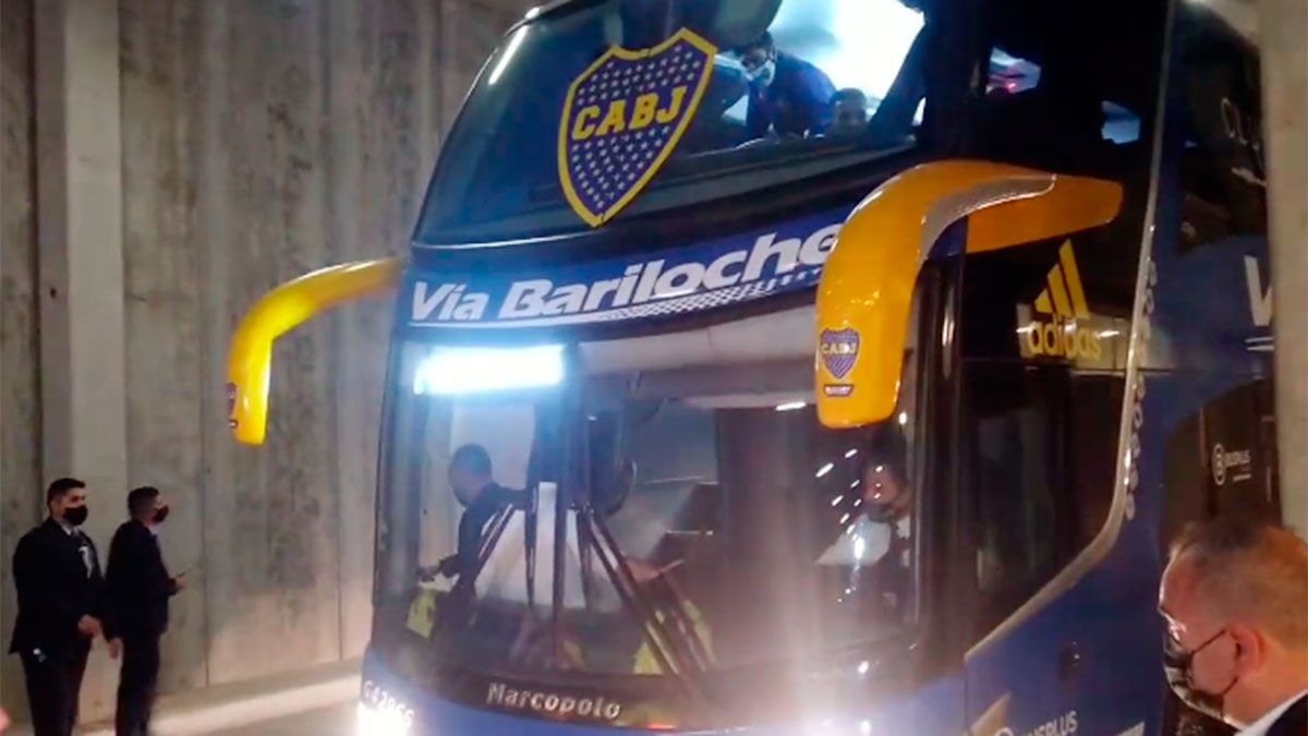 As Fue La Llegada De Boca Al Estadio Nico Madre De Ciudades