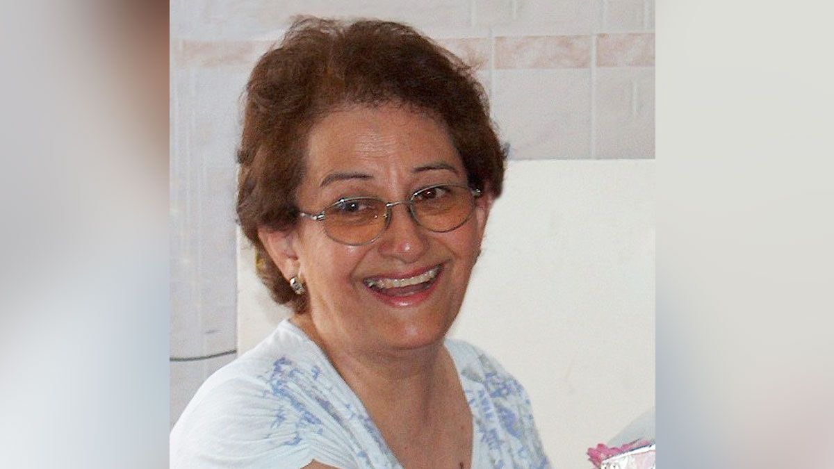 Profesora Angélica del Valle Bustamante de Siriani. 