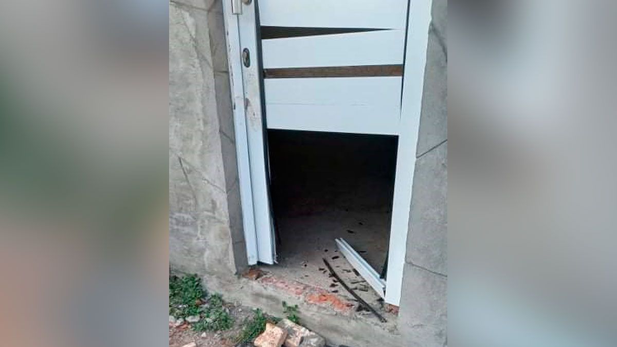 Añatuya: destrozan una puerta y roban bienes de una vivienda thumbnail