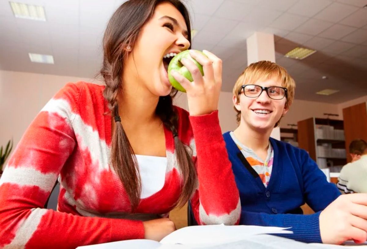 Los Alimentos Que No Deberían Faltar En La Dieta De Un Adolescente Diario Panorama 7434