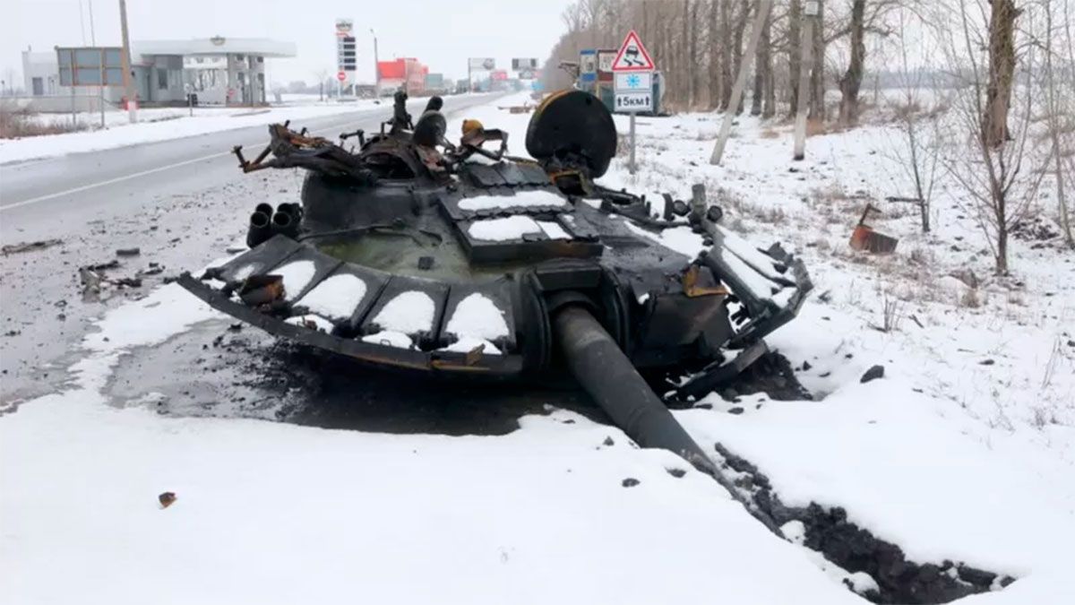 Tanque ruso destruido 