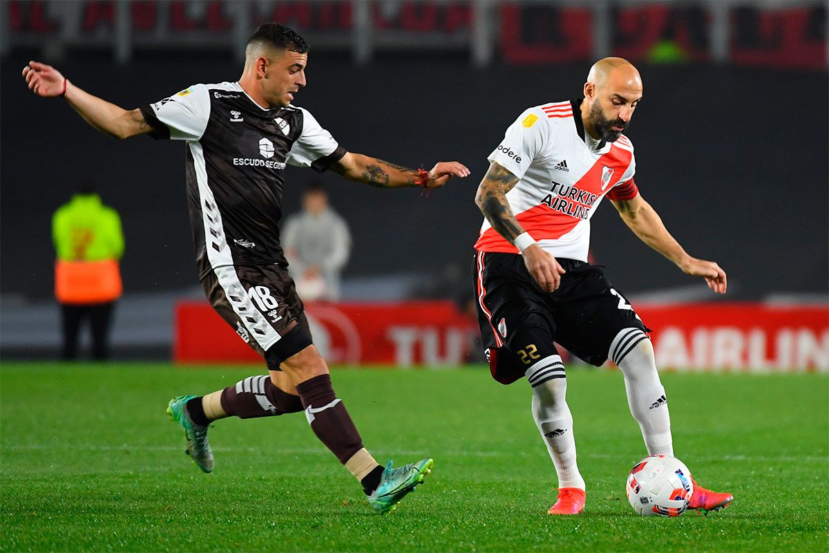 River Venció A Platense Con Un Penal Polémico Y Festejó En El Monumental Diario Panorama 4078