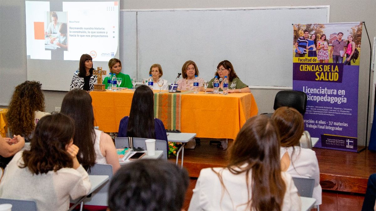 Se Celebraron Los A Os De La Licenciatura En Psicopedagog A De La Ucse Diario Panorama