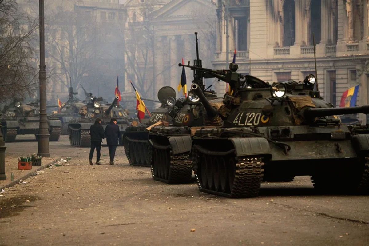 Tanques contra el pueblo 