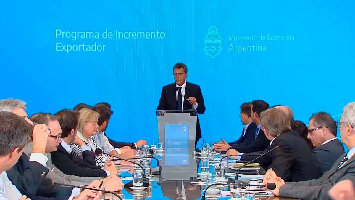 Sergio Massa Anunció El Dólar Agro A 300 Para La Soja Y Las Economías