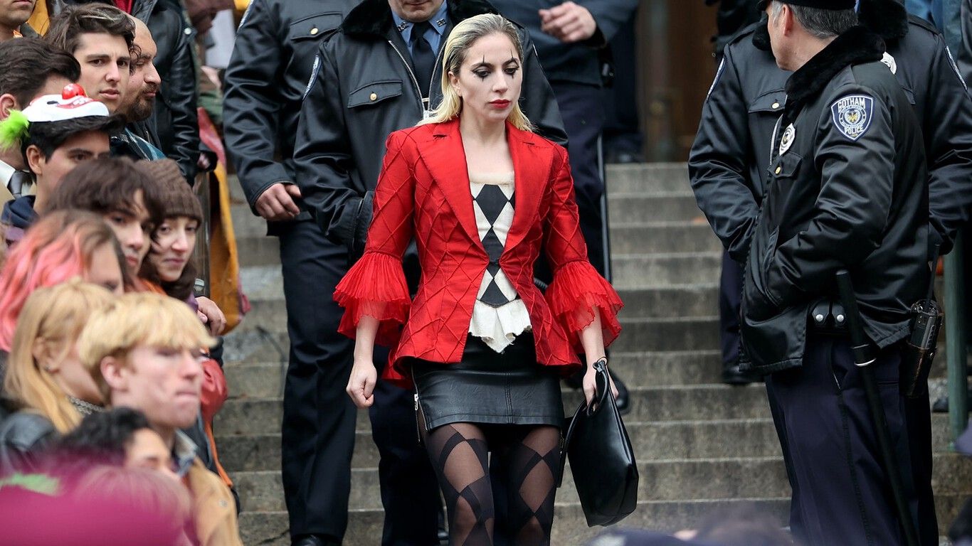 Lady Gaga como Harley Quinn 