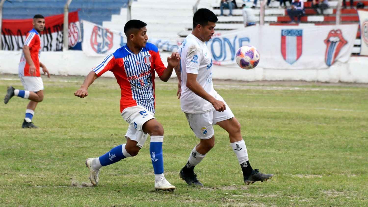 Unión Santiago festejó en los penales ante Central Argentino y pasó a ...