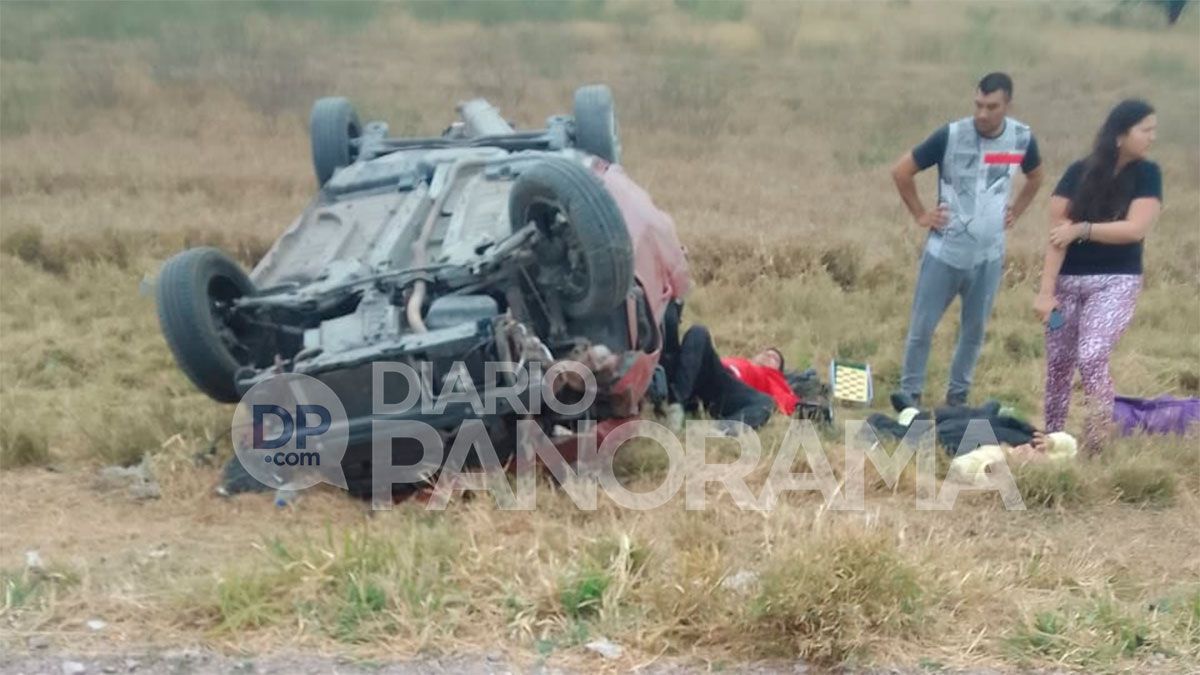 Otro Violento Accidente En La Ruta 34: Un Automóvil Volcó Y Dos Hombres ...