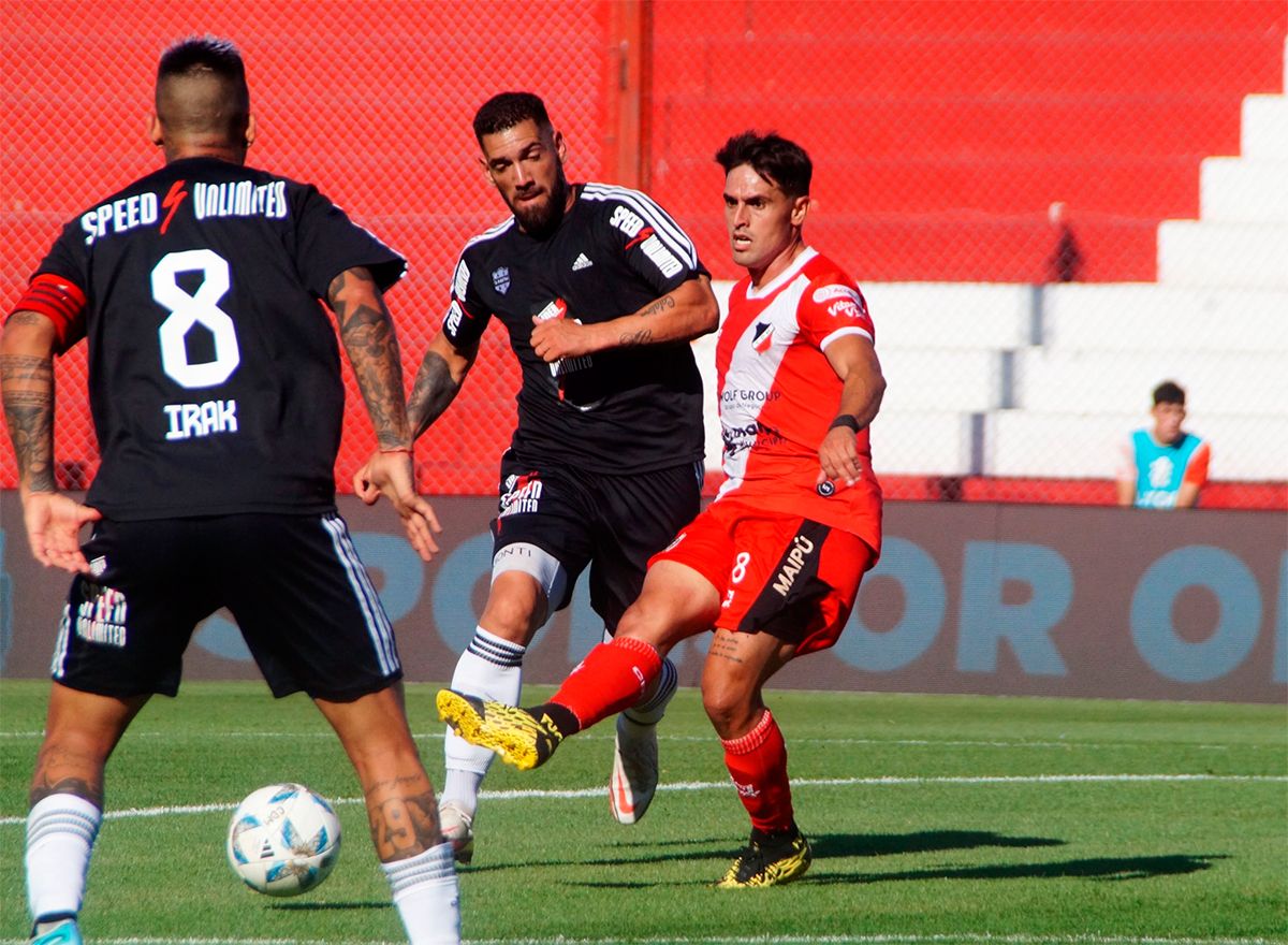 Deportivo Riestra Venció A Maipú Y Logró El Histórico Ascenso A La Liga ...