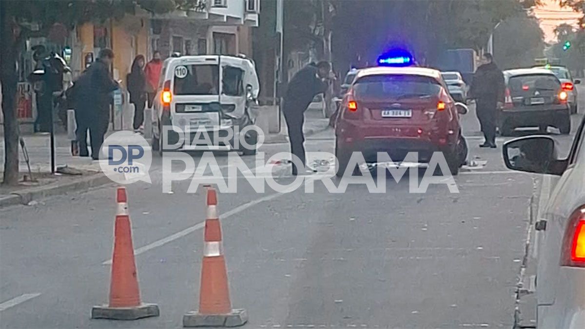 Fuerte Choque Dejó Como Saldo Daños Materiales En Tres Vehículos Diario Panorama 8973