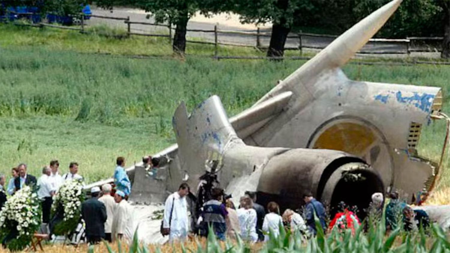 造成71人死亡的空難與血腥復仇